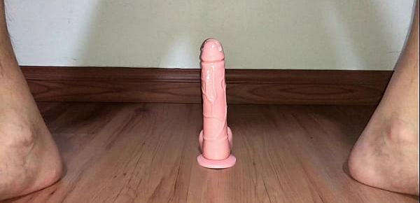  Lubing up the dildo for more anal action